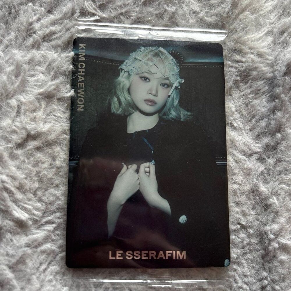 LE SSERAFIM Chaewon Crazy JP Bandai Wafer Benefit‎ Photocard Japan Exclusive